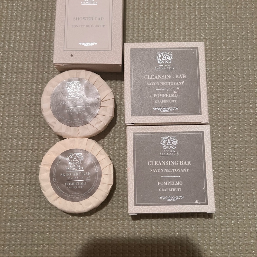 ANTICA FARMACISTA BUNDLE- 4 SOAPS/ 1 SHOWER CAP- NWT/ SEALED- GRAPEFRUIT